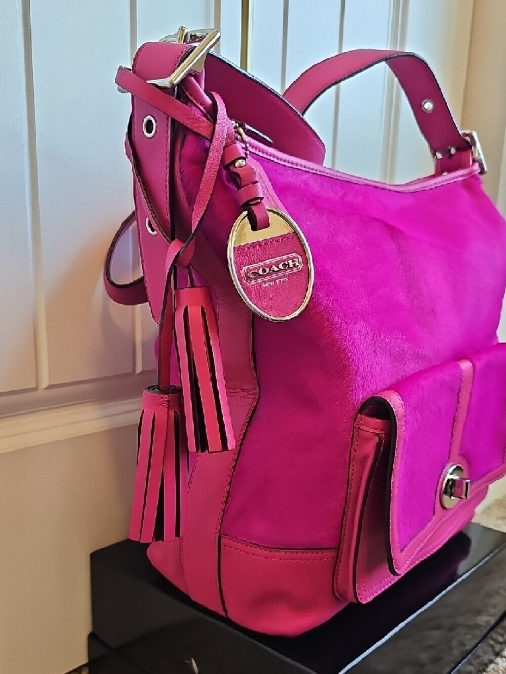 ​Coach Limited Edition Fuchsia Pink Calf Hair Legacy Duffle Tassel Bag #21158 - Picture 4 of 10